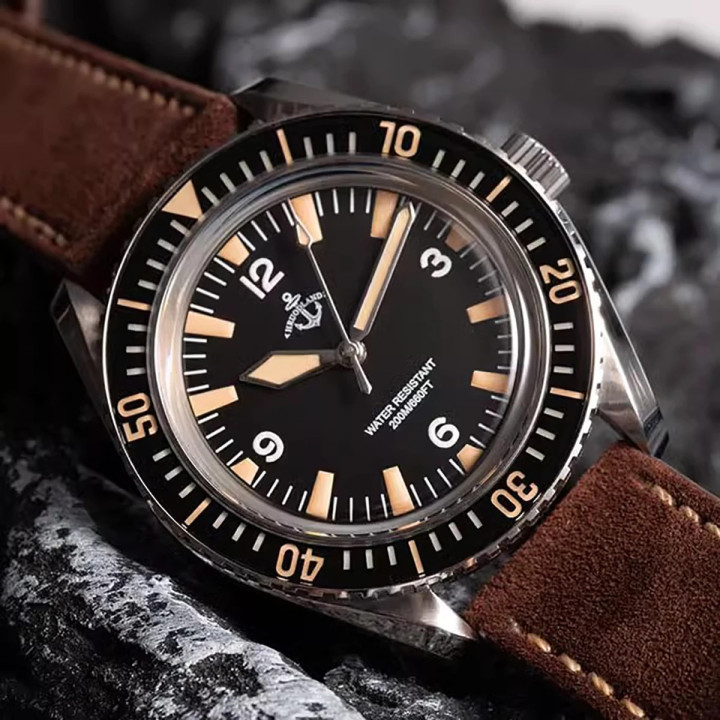 HRUODLAND F025 Retro Sharkmaster 20ATM Automatic Watch 42mm K1 Mineral Glass