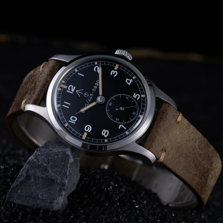 HRUODLAND F032 36mm Quartz Watch TMI VD78 K1 Mineral Glass
