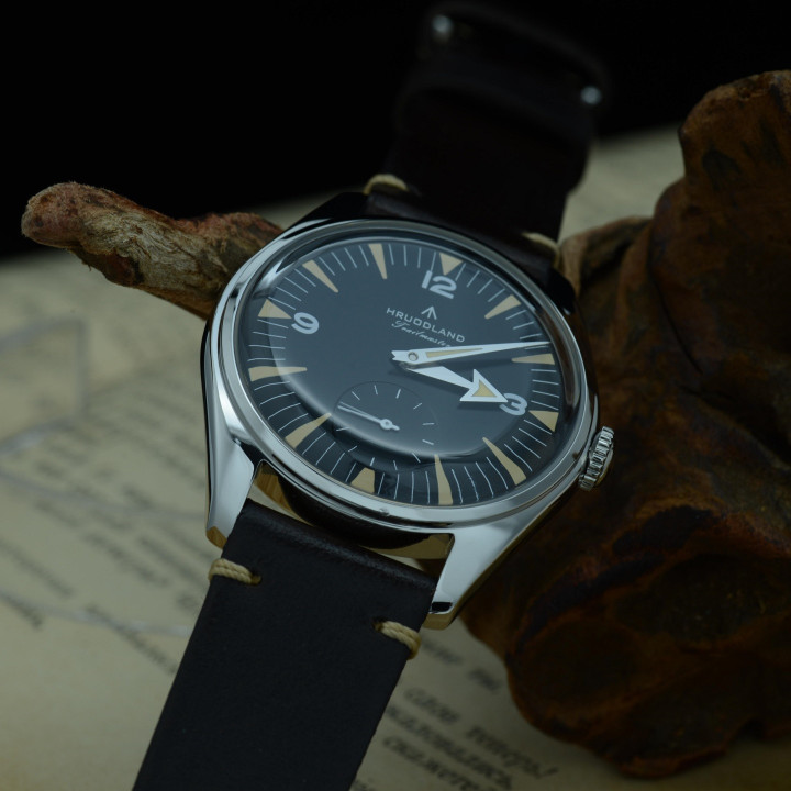 HRUODLAND F033 36mm Quartz Watch TMI VD78 K1 Mineral Glass